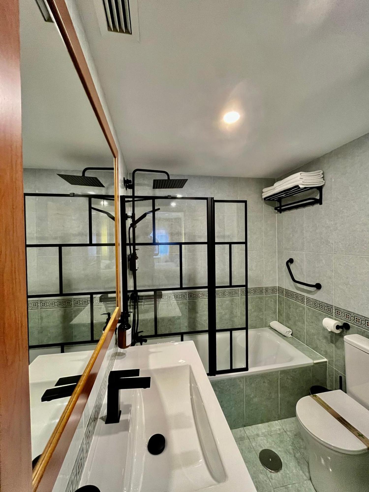 Elegante Apartamento Tres Colores Аликанте Экстерьер фото